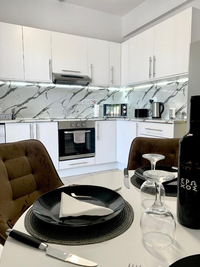 Diana Townhouse 1 Apartment Paphos Luaran gambar