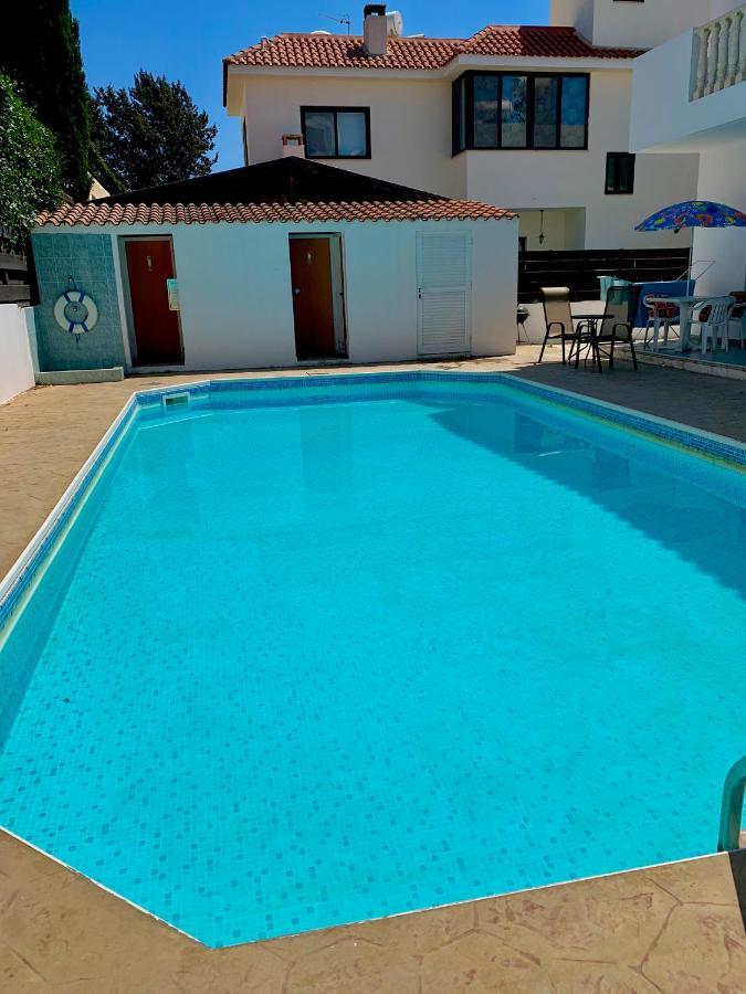 Diana Townhouse 1 Apartment Paphos Luaran gambar
